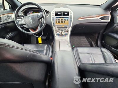 Zdjęcie 8 z 12 samochodu: 2018 LINCOLN MKZ RESERVE VIN:3LN6L5F97JR625478 - miniatura