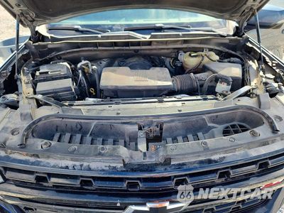 Zdjęcie 12 z 13 samochodu: 2021 CHEVROLET SUBURBAN K1500 Z71 VIN:1GNSKDKD4MR310591 - miniatura