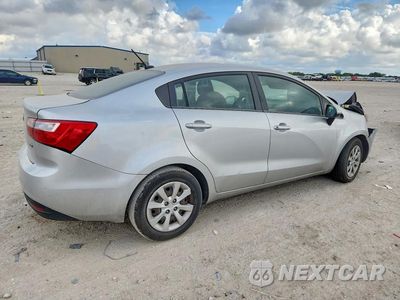 Trzecie zdjęcie samochodu z tyłu: 2015 KIA RIO LX VIN:KNADM4A30F6528002 - miniatura