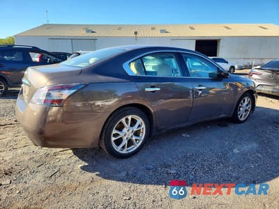 Trzecie zdjęcie samochodu z tyłu: 2014 NISSAN MAXIMA 3.5 S VIN:1N4AA5AP8EC441011 - miniatura