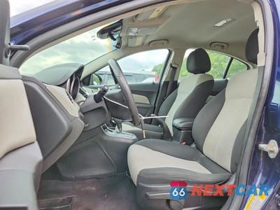 Zdjęcie 7 z 12 samochodu: 2011 CHEVROLET CRUZE LS VIN:1G1PC5SH0B7159044 - miniatura