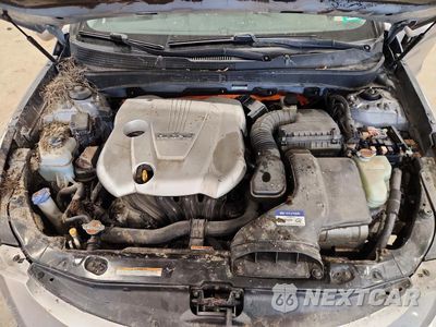 Zdjęcie 11 z 13 samochodu: 2011 HYUNDAI SONATA HYBRID VIN:KMHEC4A48BA004280 - miniatura