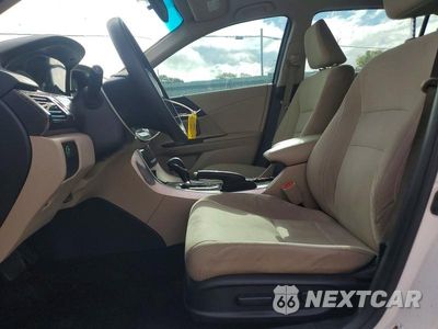 Zdjęcie 7 z 12 samochodu: 2017 HONDA ACCORD EX VIN:1HGCR2F74HA151725 - miniatura