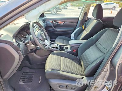 Zdjęcie 7 z 13 samochodu: 2017 NISSAN ROGUE SV VIN:KNMAT2MTXHP521175 - miniatura