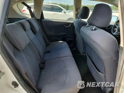 Zdjęcie 10 z 12 samochodu: 2012 HONDA FIT VIN:JHMGE8H30CS000701 - miniatura