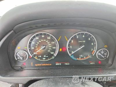 Zdjęcie 9 z 13 samochodu: 2015 BMW X5 XDRIVE50I VIN:5UXKR6C55F0J77322 - miniatura