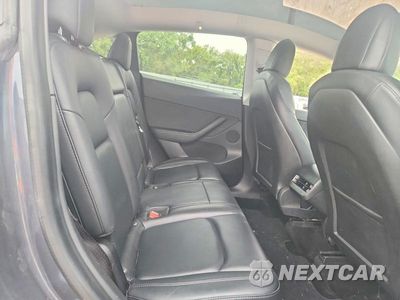 Zdjęcie 11 z 13 samochodu: 2021 TESLA MODEL Y VIN:5YJYGDEE0MF124772 - miniatura
