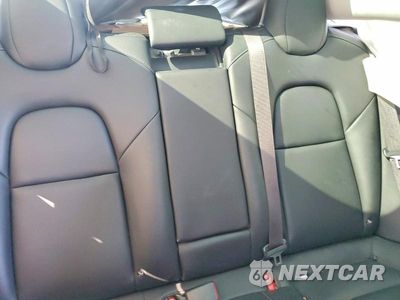 Zdjęcie 10 z 12 samochodu: 2018 TESLA MODEL 3 VIN:5YJ3E1EB5JF117560 - miniatura
