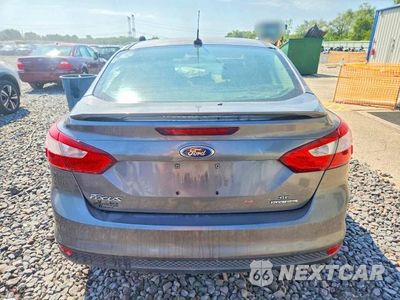 Zdjęcie 6 z 12 samochodu: 2013 FORD FOCUS SE VIN:1FADP3F20DL113285 - miniatura