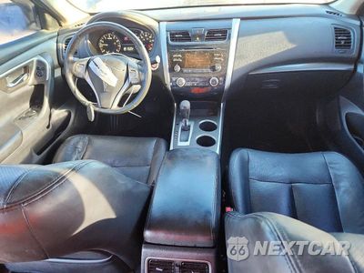 Zdjęcie 8 z 12 samochodu: 2015 NISSAN ALTIMA 2.5 SL VIN:1N4AL3AP9FC237463 - miniatura