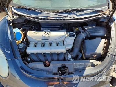 Zdjęcie 11 z 12 samochodu: 2010 VOLKSWAGEN NEW BEETLE VIN:3VWPG3AG6AM009059 - miniatura