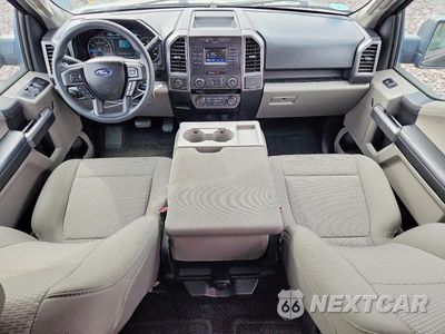 Zdjęcie 8 z 12 samochodu: 2017 FORD F150 SUPERCREW VIN:1FTEW1E88HFB12420 - miniatura