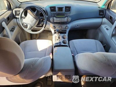 Zdjęcie 8 z 13 samochodu: 2008 TOYOTA HIGHLANDER BASE VIN:JTEES41A582051214 - miniatura