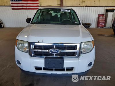 Piąte zdjęcie samochodu w środku: 2012 FORD ESCAPE XLS VIN:1FMCU9C70CKB79370 - miniatura