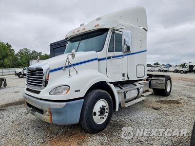 2010 FREIGHTLINER COLUMBIA 112 SEMI TRUCK 1FUBF0CV6ADAP0137 - główne zdjęcie licytacji z USA - miniatura