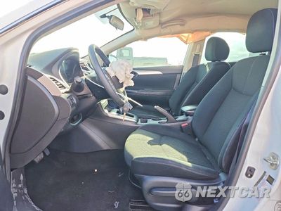 Zdjęcie 7 z 12 samochodu: 2017 NISSAN SENTRA S VIN:3N1AB7AP2HY368882 - miniatura