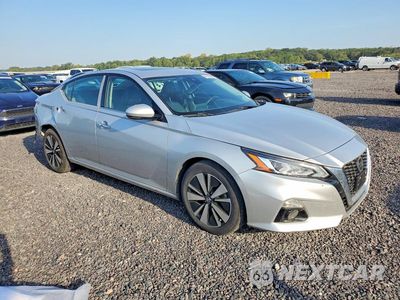 Czwarte zdjęcie samochodu z boku: 2019 NISSAN ALTIMA SL VIN:1N4BL4EV7KC197946 - miniatura