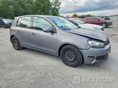 Czwarte zdjęcie samochodu z boku: 2014 VOLKSWAGEN GOLF VIN:WVWDB7AJ0EW010611 - miniatura