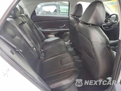 Zdjęcie 10 z 13 samochodu: 2025 HYUNDAI ELANTRA LIMITED VIN:KMHLP4DG9SU005759 - miniatura