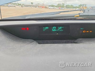 Zdjęcie 9 z 12 samochodu: 2006 TOYOTA PRIUS BASE VIN:JTDKB20U167527241 - miniatura