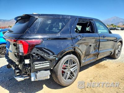 Trzecie zdjęcie samochodu z tyłu: 2026 FORD EXPLORER ST VIN:1FMWK8GC8TGA46248 - miniatura
