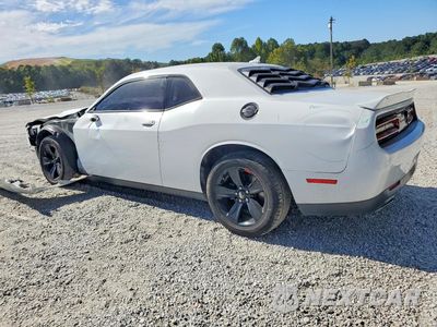 Drugie zdjęcie samochodu z przodu: 2018 DODGE CHALLENGER SXT VIN:2C3CDZAGXJH258240 - miniatura