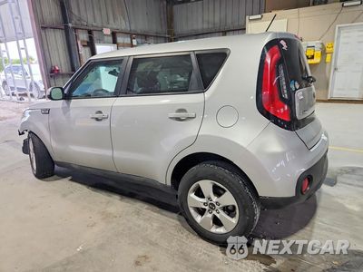 Drugie zdjęcie samochodu z przodu: 2017 KIA SOUL BASE VIN:KNDJN2A28H7462620 - miniatura