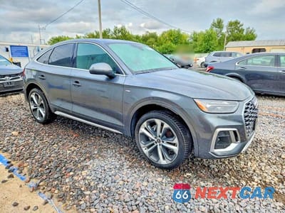 Czwarte zdjęcie samochodu z boku: 2021 AUDI Q5 SPORTBACK PREMIUM PLUS VIN:WA15AAFY8M2138637 - miniatura