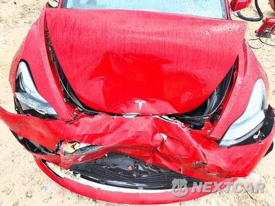 Zdjęcie 11 z 12 samochodu: 2018 TESLA MODEL 3 VIN:5YJ3E1EB5JF097536 - miniatura
