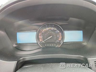 Zdjęcie 9 z 13 samochodu: 2019 FORD EXPLORER XLT VIN:1FM5K8DH4KGB51959 - miniatura