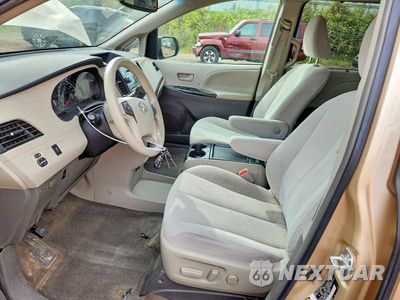 Zdjęcie 7 z 13 samochodu: 2011 TOYOTA SIENNA LE VIN:5TDKK3DC9BS167708 - miniatura