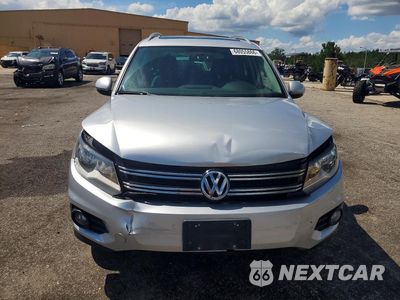 Piąte zdjęcie samochodu w środku: 2015 VOLKSWAGEN TIGUAN S VIN:WVGBV7AX4FW105740 - miniatura