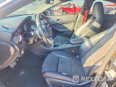 Zdjęcie 7 z 12 samochodu: 2016 MERCEDES-BENZ CLA 250 4MATIC VIN:WDDSJ4GB2GN330004 - miniatura