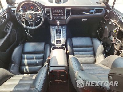 Zdjęcie 8 z 14 samochodu: 2017 PORSCHE MACAN TURBO VIN:WP1AF2A57HLB61575 - miniatura