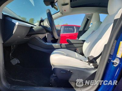 Zdjęcie 7 z 13 samochodu: 2024 TESLA MODEL Y VIN:7SAYGDEE5RA278417 - miniatura