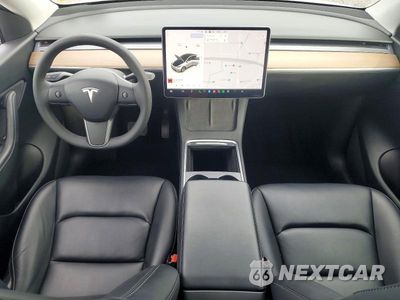 Zdjęcie 8 z 13 samochodu: 2021 TESLA MODEL Y VIN:5YJYGDEE8MF202991 - miniatura