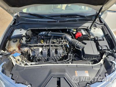 Zdjęcie 11 z 13 samochodu: 2013 LINCOLN MKZ VIN:3LN6L2J91DR816789 - miniatura