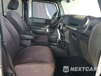 Zdjęcie 7 z 12 samochodu: 2013 JEEP WRANGLER UNLIMITED SPORT VIN:1C4BJWDG2DL643129 - miniatura