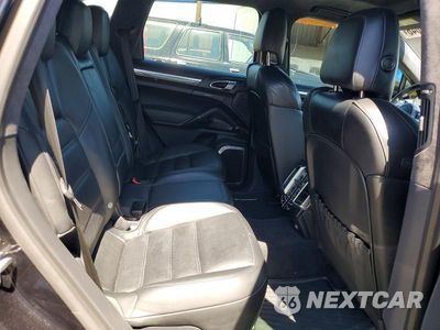 Zdjęcie 11 z 13 samochodu: 2014 PORSCHE CAYENNE TURBO VIN:WP1AC2A21ELA85619 - miniatura