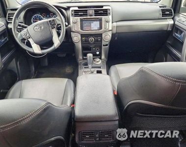 Zdjęcie 8 z 12 samochodu: 2018 TOYOTA 4RUNNER SR5 PREMIUM VIN:JTEBU5JR7J5492825 - miniatura