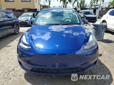 Piąte zdjęcie samochodu w środku: 2023 TESLA MODEL Y VIN:7SAYGAEE8PF801427 - miniatura