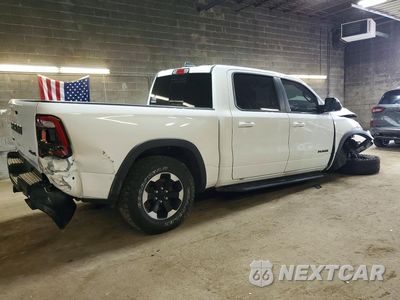 Trzecie zdjęcie samochodu z tyłu: 2019 RAM 1500 REBEL VIN:1C6SRFLT3KN580459 - miniatura