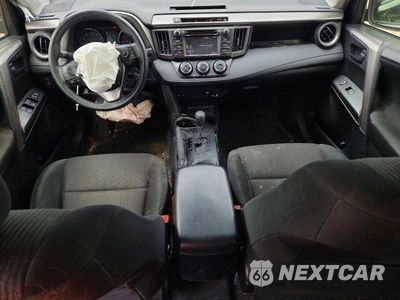 Zdjęcie 8 z 12 samochodu: 2017 TOYOTA RAV4 LE VIN:JTMBFREV6HJ111612 - miniatura