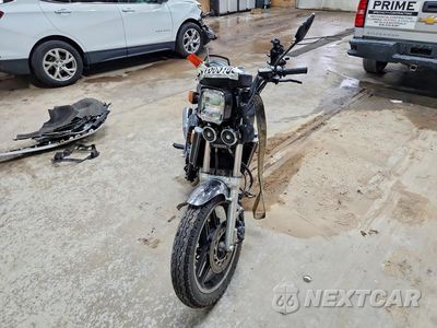 Drugie zdjęcie samochodu z przodu: 1982 HONDA VF750 S VIN:JH2RC0704CM010698 - miniatura
