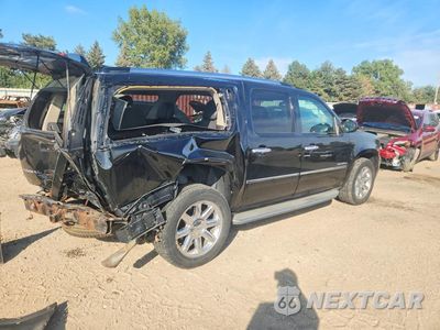 Trzecie zdjęcie samochodu z tyłu: 2013 GMC YUKON XL DENALI VIN:1GKS2MEF6DR373492 - miniatura