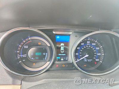 Zdjęcie 9 z 13 samochodu: 2015 HYUNDAI SONATA HYBRID LIMITED VIN:KMHEC4A4XFA124023 - miniatura