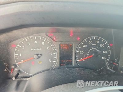 Zdjęcie 9 z 13 samochodu: 2012 NISSAN NV2500 DELIVERY VAN VIN:1N6BF0KM5CN115480 - miniatura