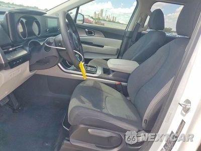 Zdjęcie 7 z 13 samochodu: 2022 KIA CARNIVAL LX VIN:KNDNB4H37N6133185 - miniatura