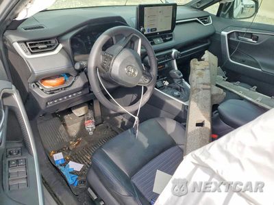 Zdjęcie 8 z 13 samochodu: 2024 TOYOTA RAV4 XSE VIN:2T3E6RFV2RW054341 - miniatura