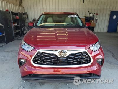 Piąte zdjęcie samochodu w środku: 2020 TOYOTA HIGHLANDER XLE VIN:5TDHZRBH0LS039527 - miniatura
